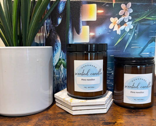 Pine Needle Scented Candle
Bring the fresh, invigorating essence of the outdoors into your home with our Pine Needle Scented Candle. Crafted to capture the crisp aroma of evergreen forests, this candle offers a refreshing blend of earthy pine, cedarwood,